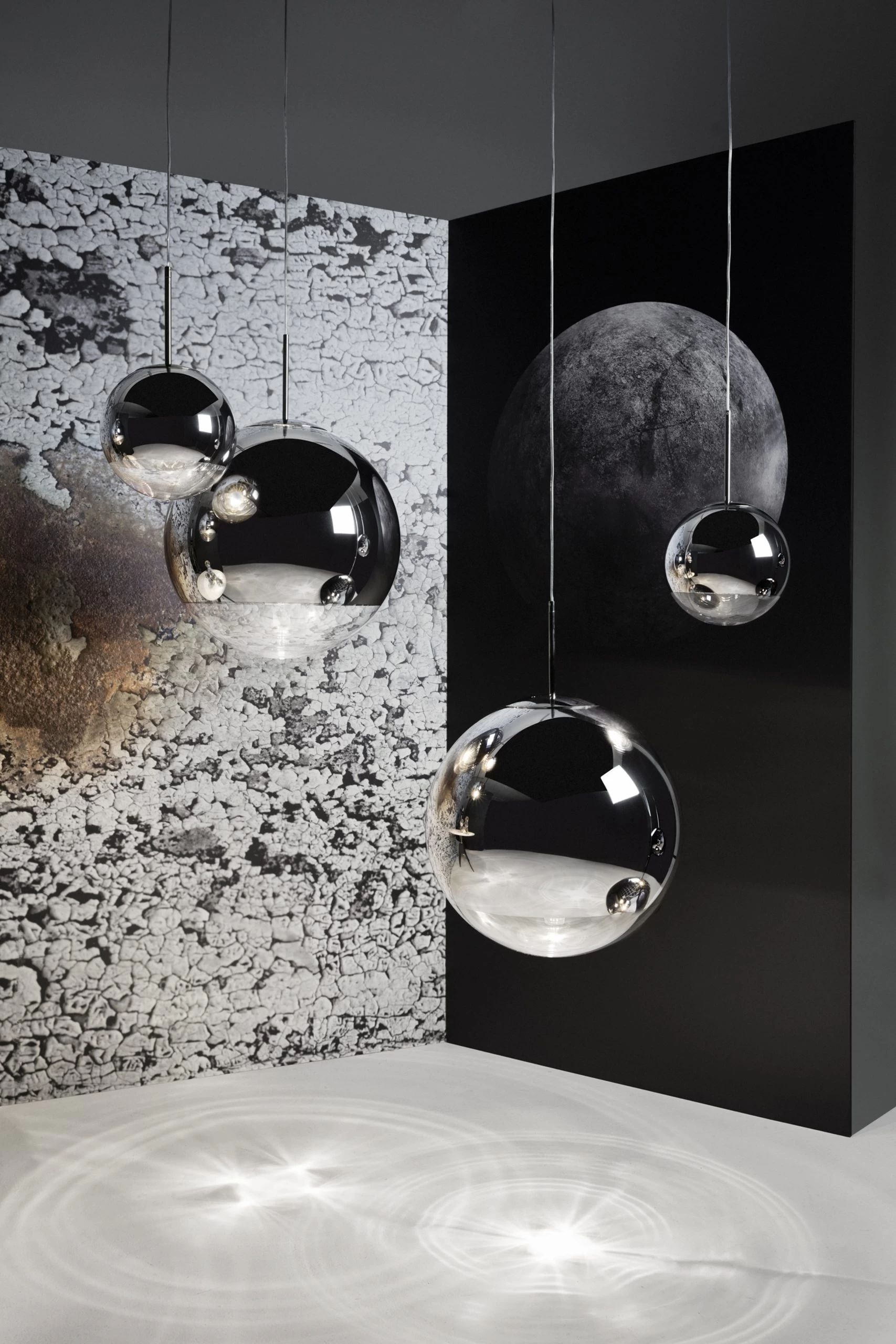 Tom Dixon Mirror Ball Hanglamp LED Ø40 Cm 4 Tom Dixon Mirror Ball Hanglamp LED Ø40 Cm - Afbeelding 2
